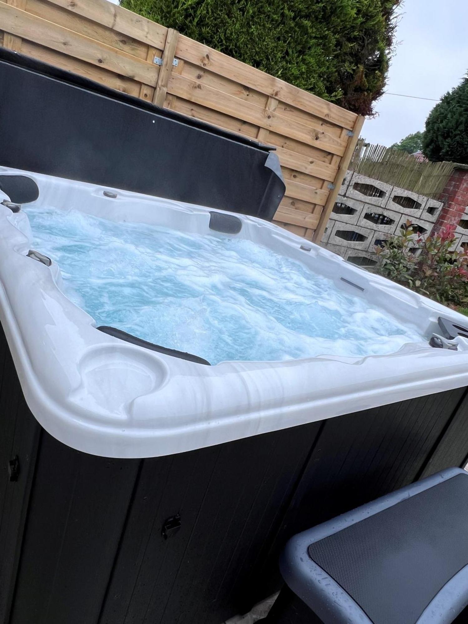 Gite Rubis - Jacuzzi - Pairi Daiza - 6 Pers Brugelette Kültér fotó